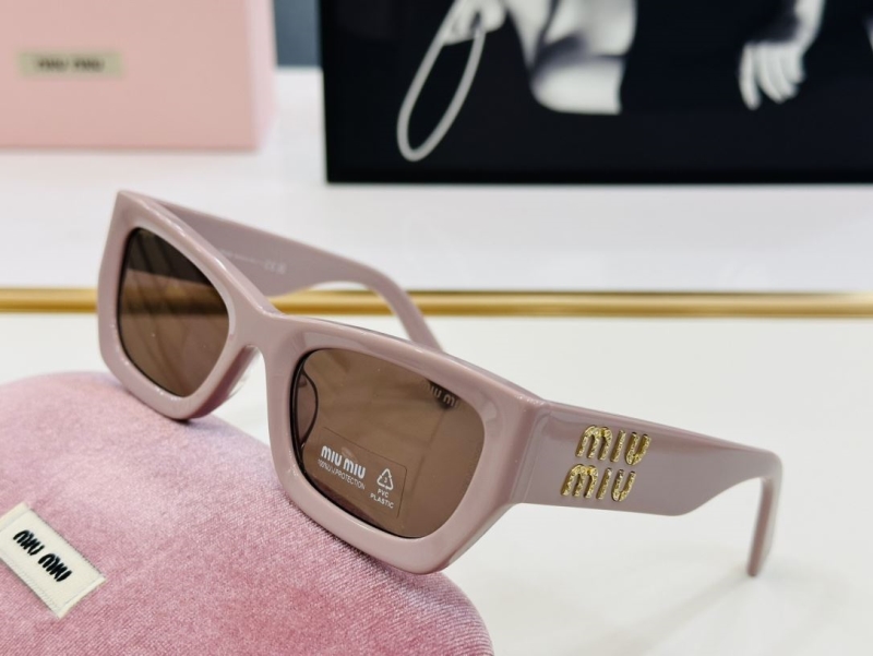 Miu miu Sunglasses